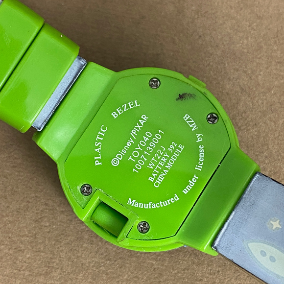 Buzz Light Year Watch Defender of the Universe - Picture 5 of 5